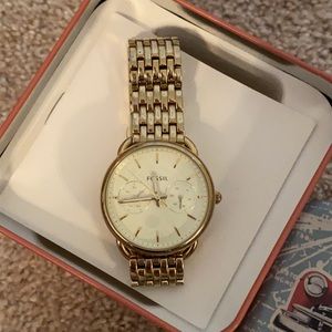 Women’s Gold Fossil Watch